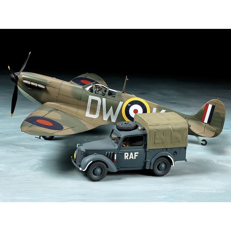 1/48 Supermarine Spitfire Mk.I & Light Utility Car Set