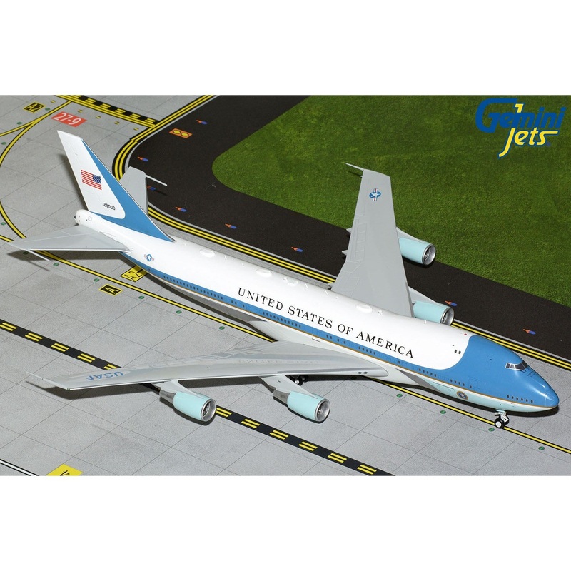 1/200 United States “Air Force One” VC-25A (B747-200) U82-8000 (New Antennas)