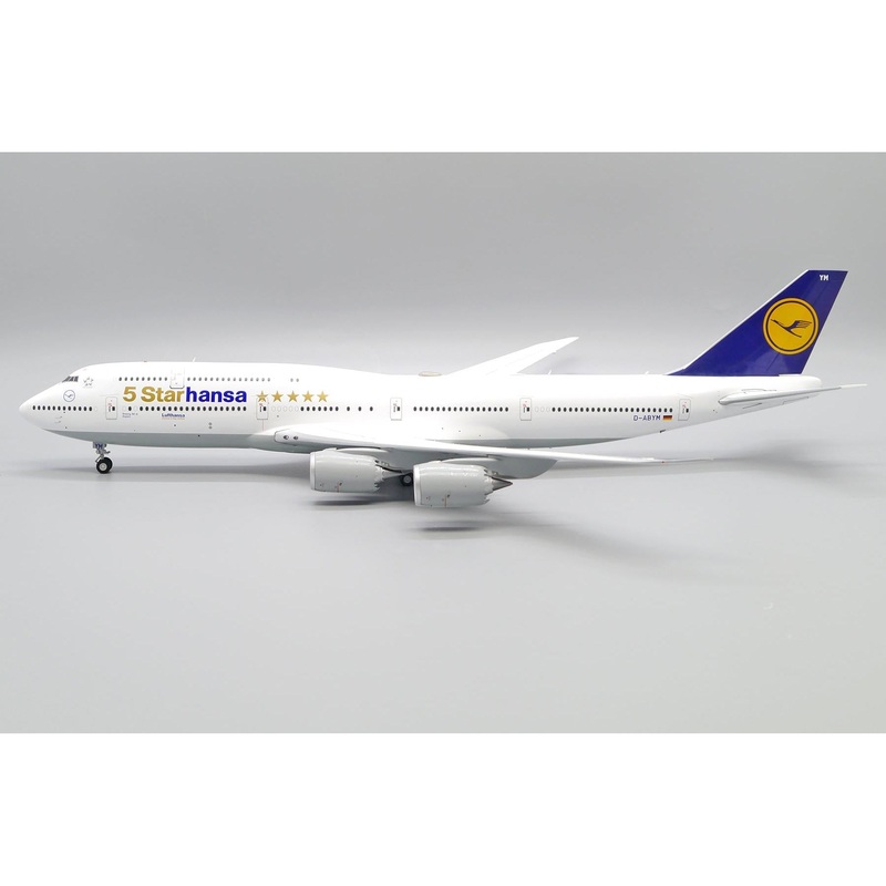 Lufthansa B747-8 D-ABYM “5 Starhansa”