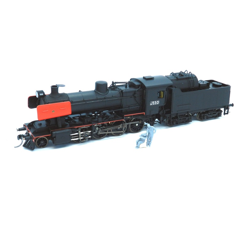 HO J550 VR J Class 2-8-0 Oil Tender Footplate Edge Red