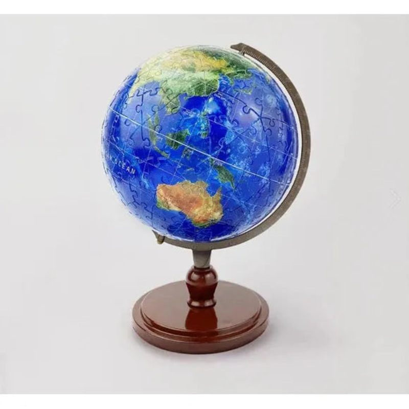 9″ Globe Resplendent Earth Blue C Stand