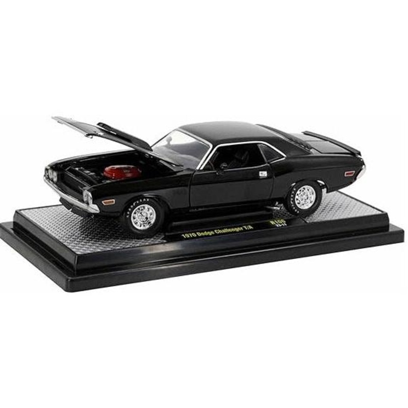 1/24 Black 1970 Dodge Challenger T/A