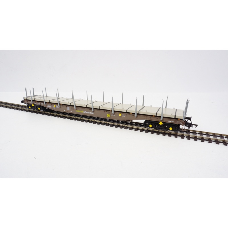 OO Cargowaggon Railadventure Grey with Concrete Panel Load – TW Cargowaggon FLAT – 5115