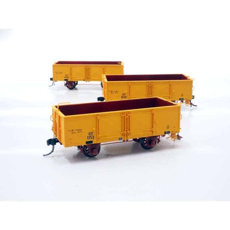 HO GY Pack P 7” Yellow 3-Car Pack