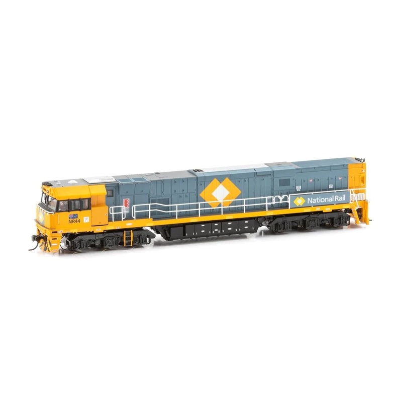 HO NR304 NR44 National Rail DC