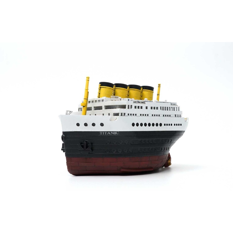 Royal Mail Ship Titanic (Cartoon Model) Plastic Model Kit