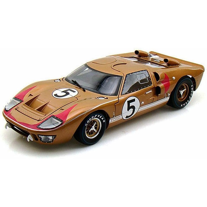 1/18 #5 1966 Ford GT40 Mk II Gold