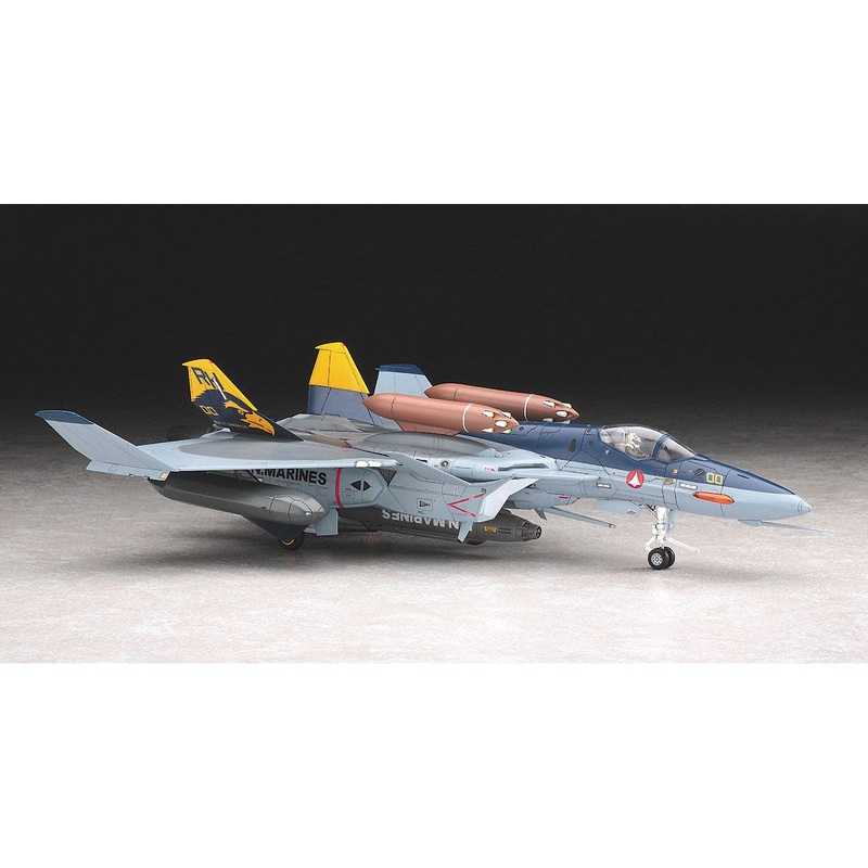 1/72 VF-0C “VMFAT-203 HAWKS”