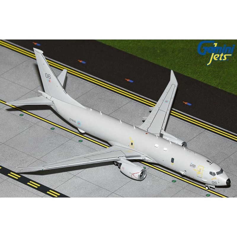 1/200 Royal Air Force Poseidon MRA1 ZP806