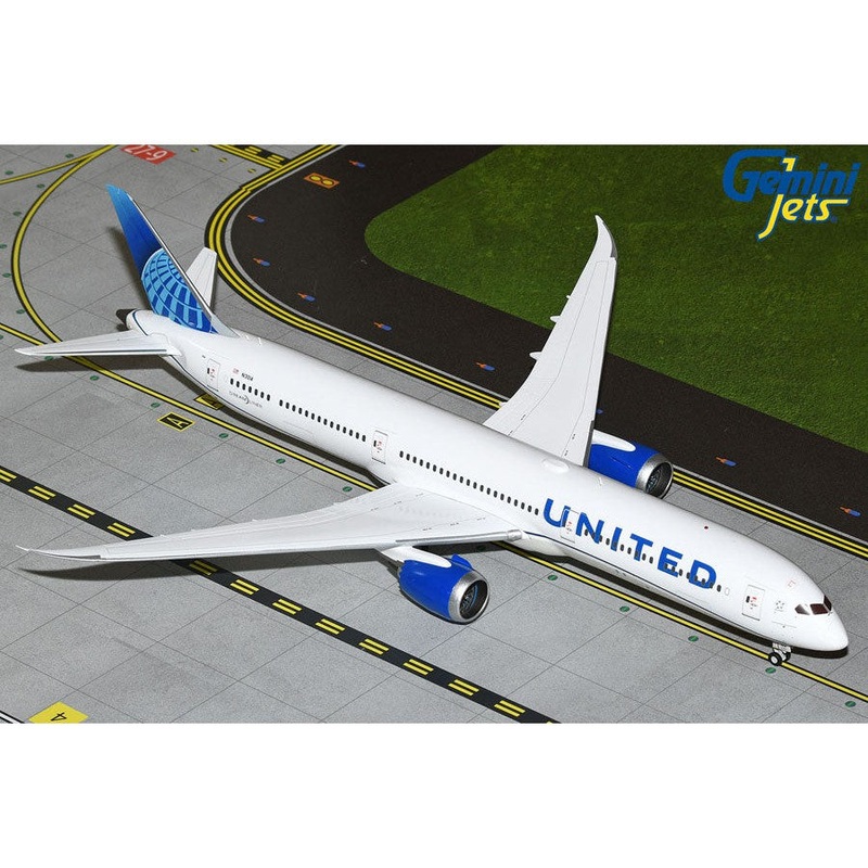 1/200 United Airlines B787-10 N13014