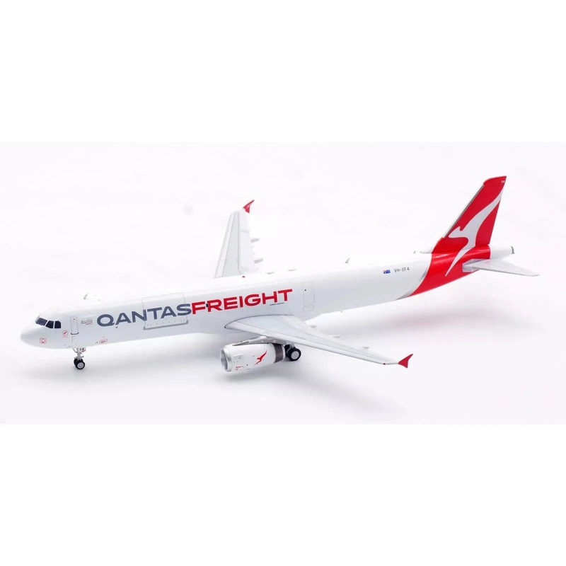 1/200 Qantas Freight (Express Freighters Australia) Airbus A321-200 VH-XF4