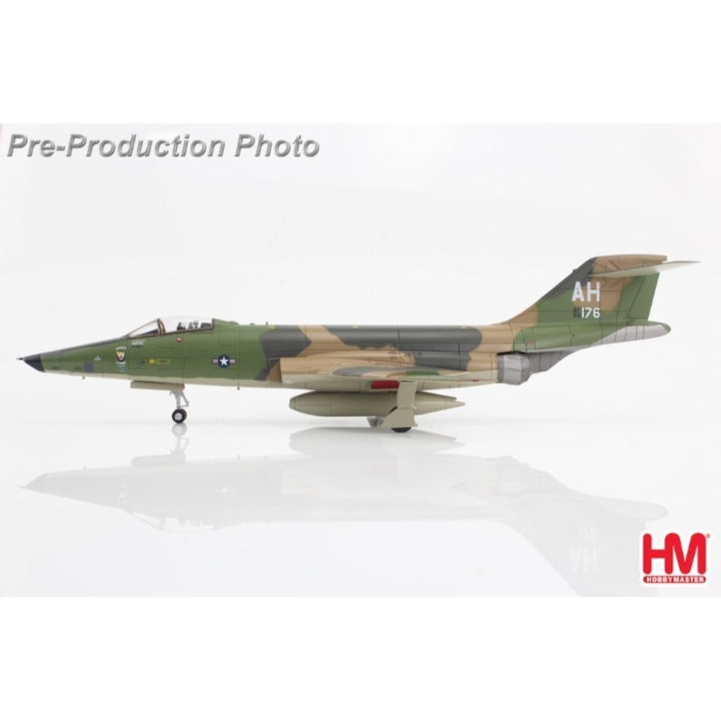 1/72 RF-101C Voodoo “Gerry’s Clown” AF56-176 45th TRS “Polka Dots” 1969