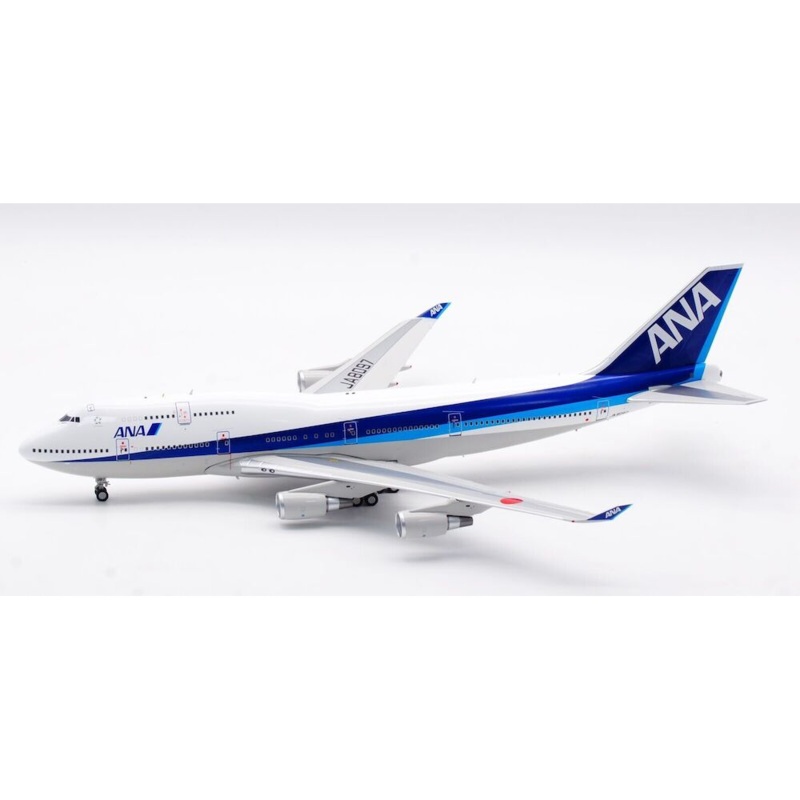 1/200 Ana Boeing 747-481 JA8097
