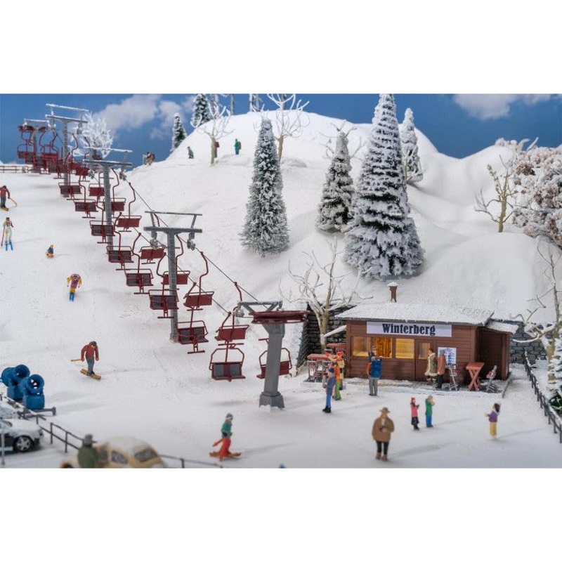 HO Chairlift