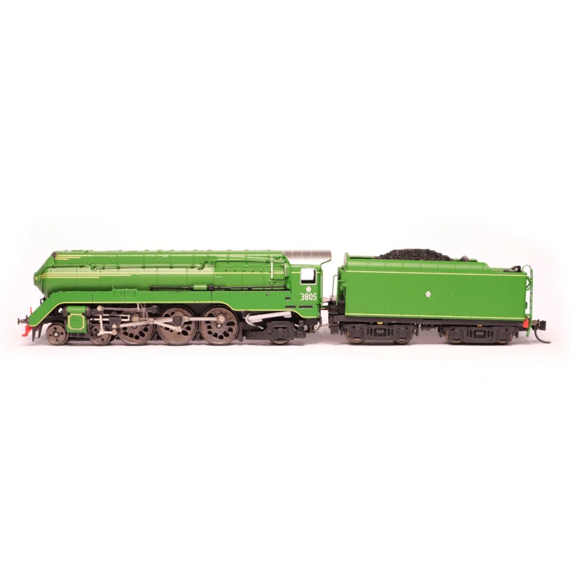 N Scale C38 Class Loco NSWGR 3805 Streamliner Green