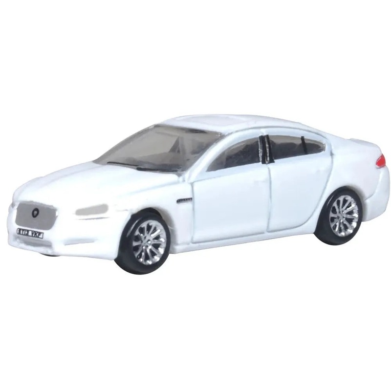 1/148 Jaguar XF- Polaris White