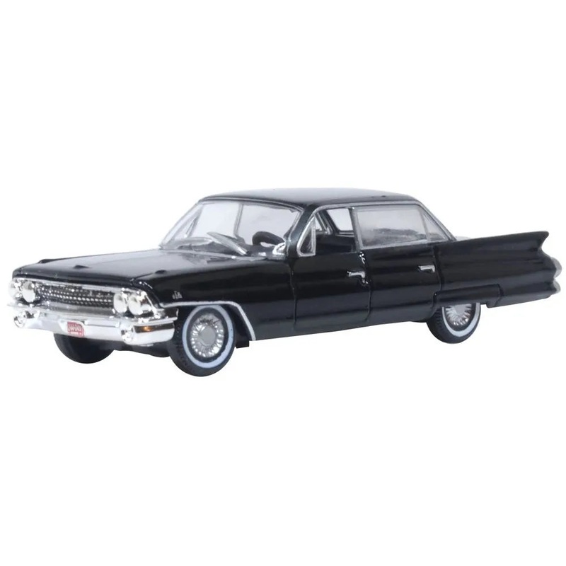 1/87 Cadillac Sedan De Ville 1961 – Ebony