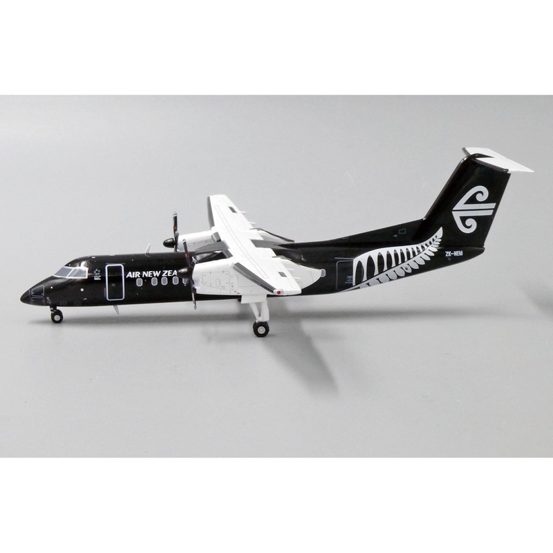 1/200 Air New Zealand Bombardier Dash 8Q300 “All Blacks” Reg: Zk-NEM