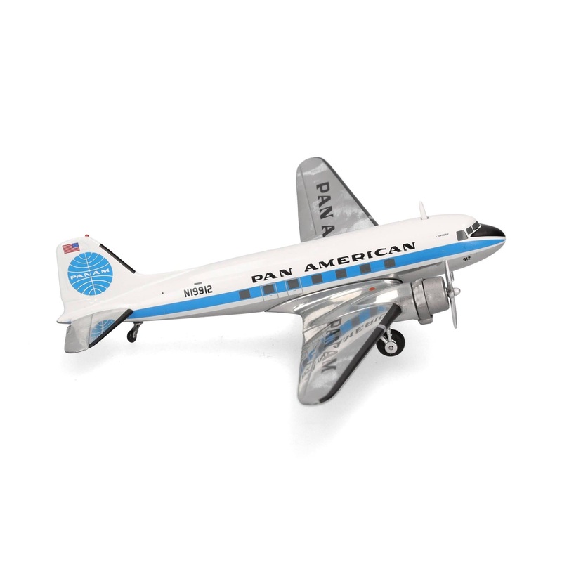 1/200 Pan American World Airways Douglas DC-3