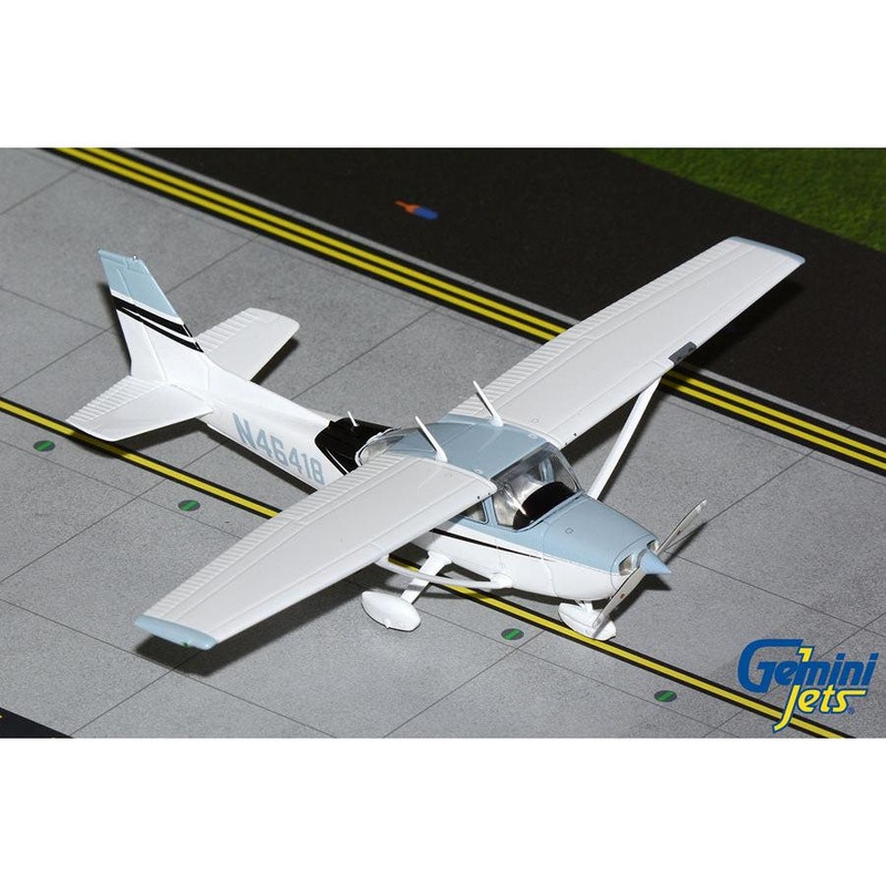 1/72 Cessna 172M Skyhawk N46418 Sporty’s Aviation Gifts Release