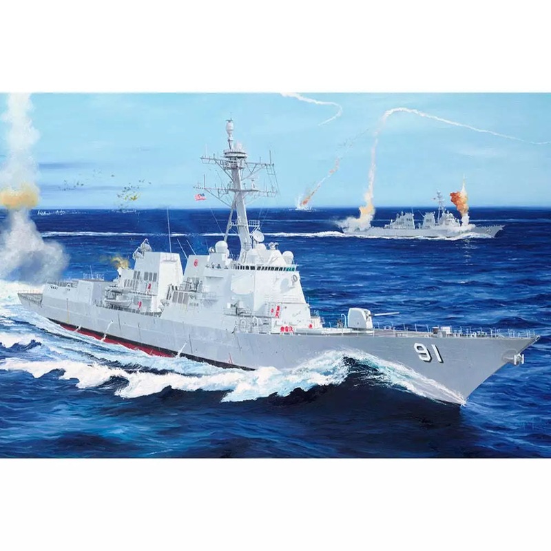 1/200 USS Pinckney DDG-91 Plastic Model Kit