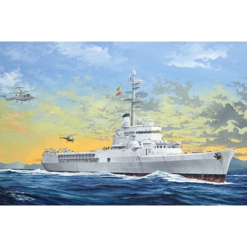 1/350 French Navy Helicopter Cruiser Jeanne dArc 2008 Plastic Model Kit