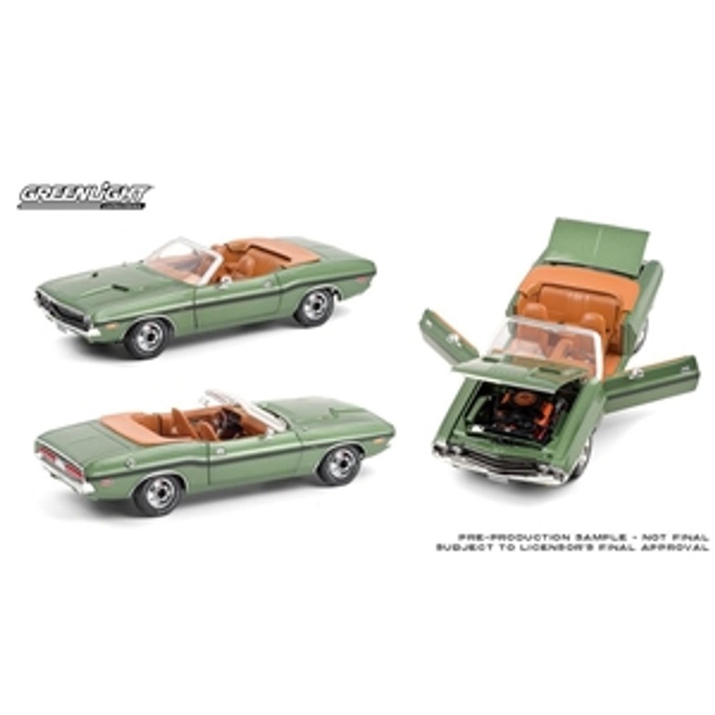 1/18 Convertible 1970 Dodge Challenger R/T Green with Tan Interior