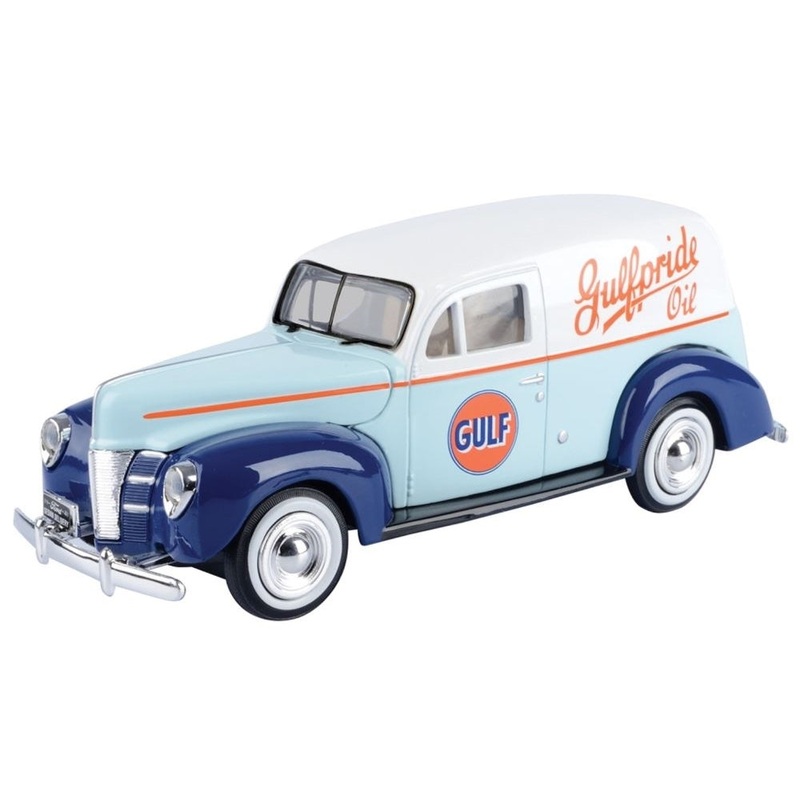 1/24 1940 Ford Sedan Delivery with Gulf Livery