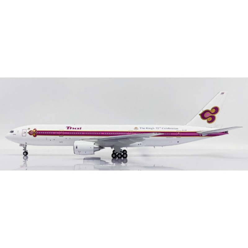 1/200 Thai Airways Boeing 777-200 “The King’s 72nd Celebration” Reg: HS-TJG with Stand