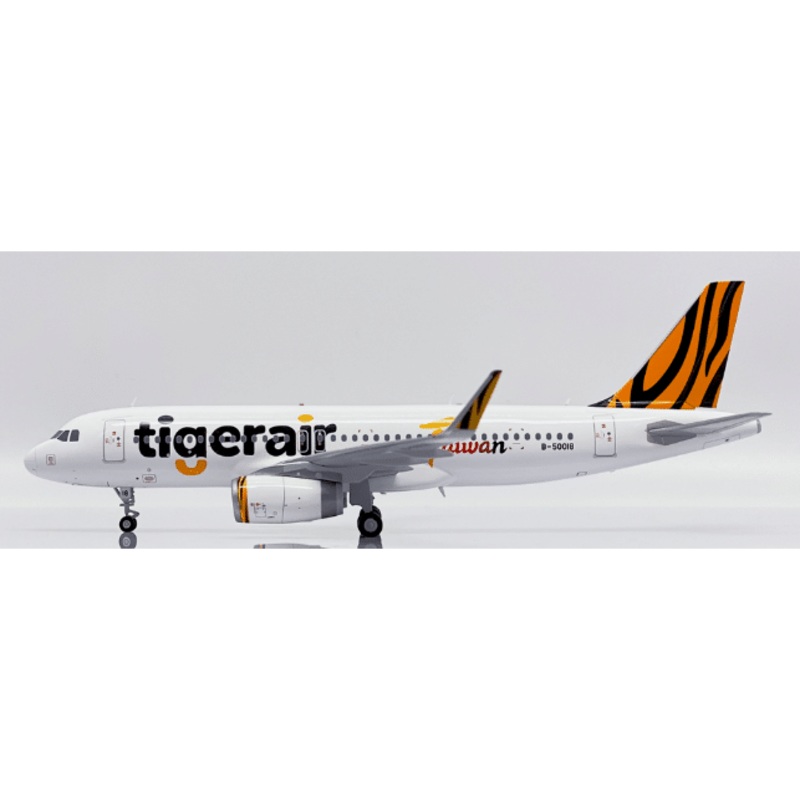 1/200 Tigerair Taiwan Airbus A320 Reg: B-50018 with Stand
