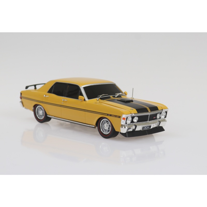 1/24 Yellow Ochre Ford XY GTHO Spectra Rides Light Up
