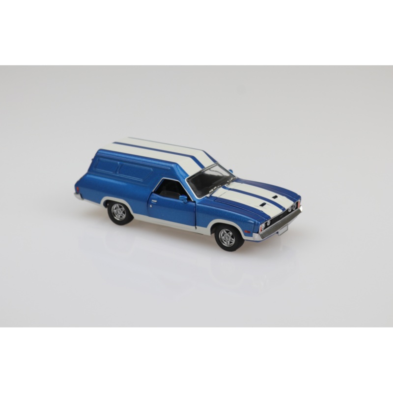 1/32 Dark Blue w/ White Stripes XC Panel Van