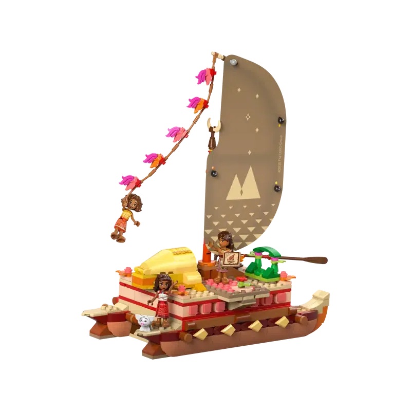 Moana’s Adventure Canoe