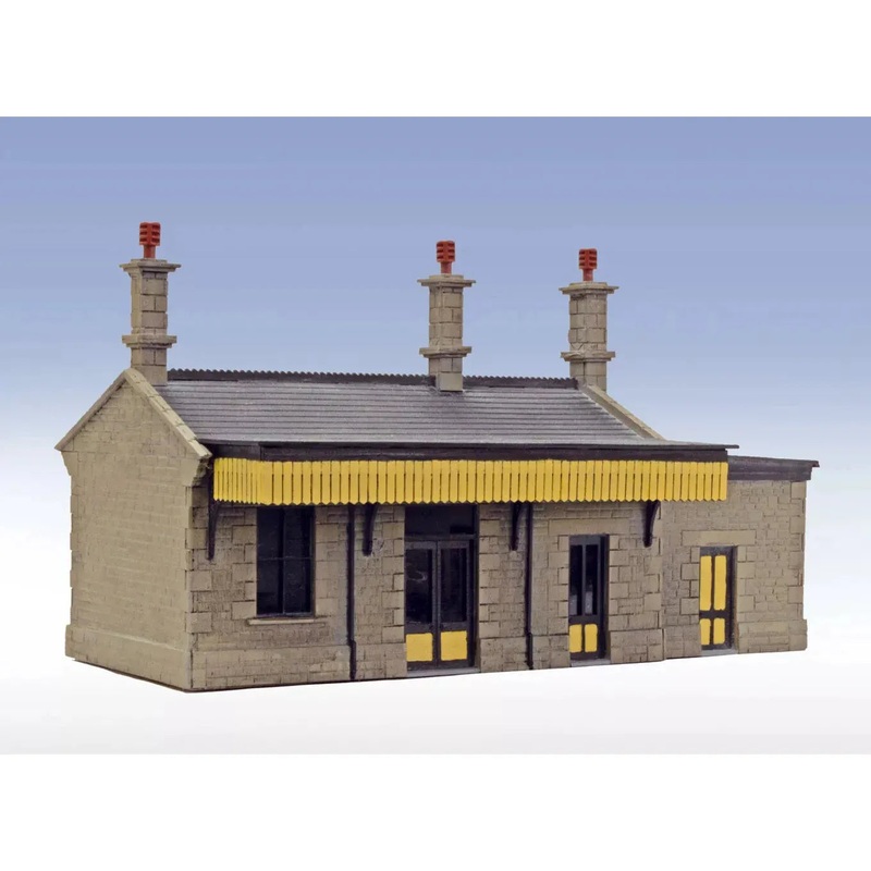 OO/HO West Bay Station Building