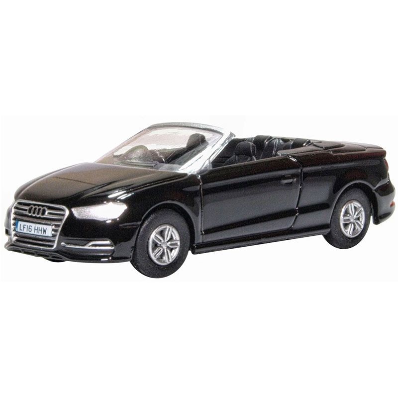 1/76 Audi S3 Cabriolet Mythos Black