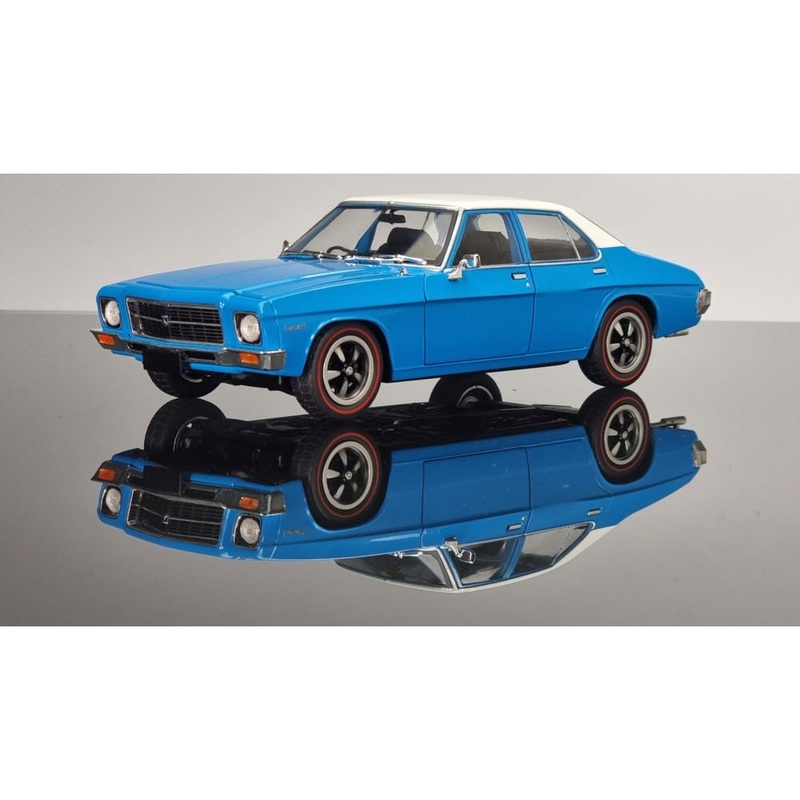 1/24 Super Blue HQ Kingswood