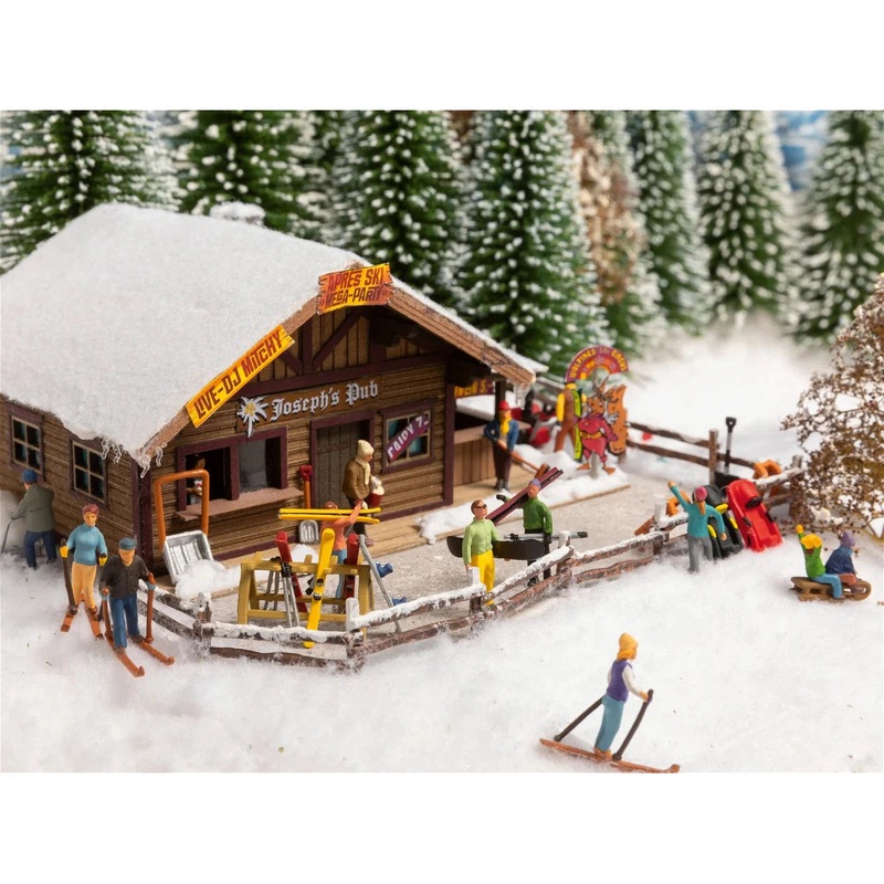 HO Themed Figures Set “Winter’s Day”