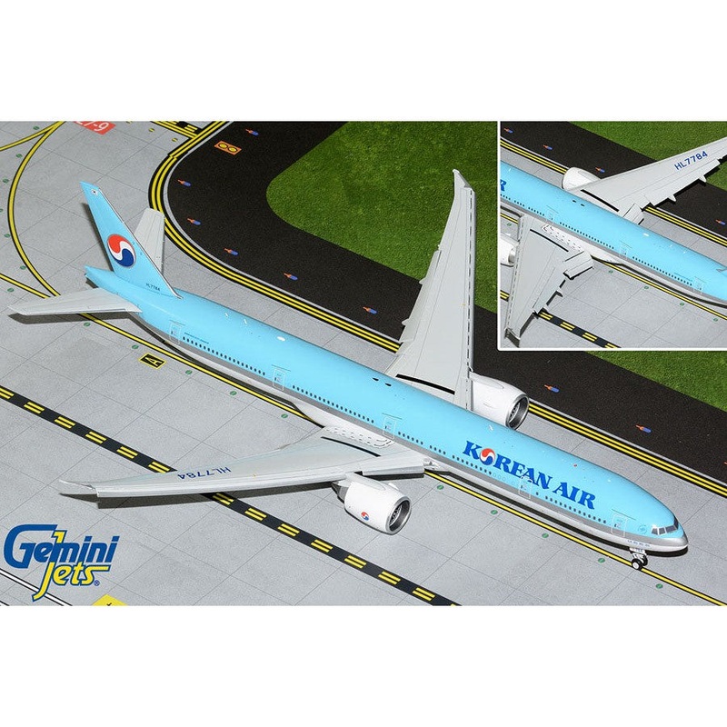 1/200 Korean Air B777300ER Flaps Down