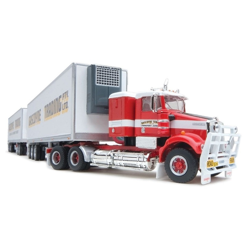 1/64 Freight Road Train  Gascoyne Features Prime Mover Dolly and 2x Freight Trailers