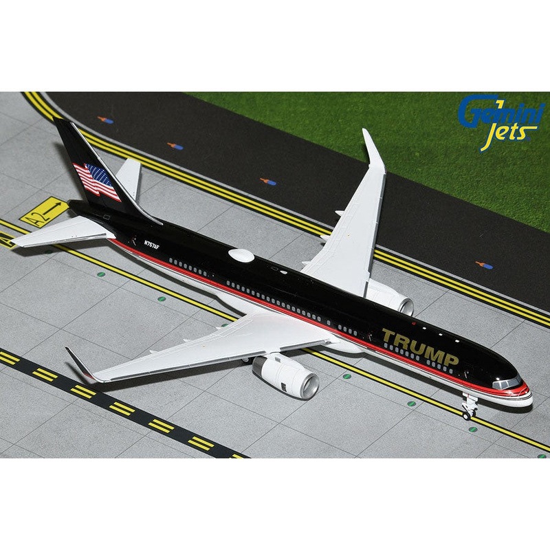 1/200 Trump B757-200