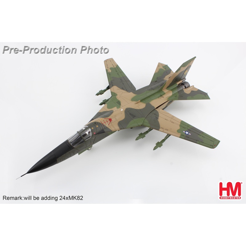 1/72 F-111A “Combat Lancer” 66-0022 USAF Takhli RTAFB 1968 (with 24 X Early MK.82 Bomb)