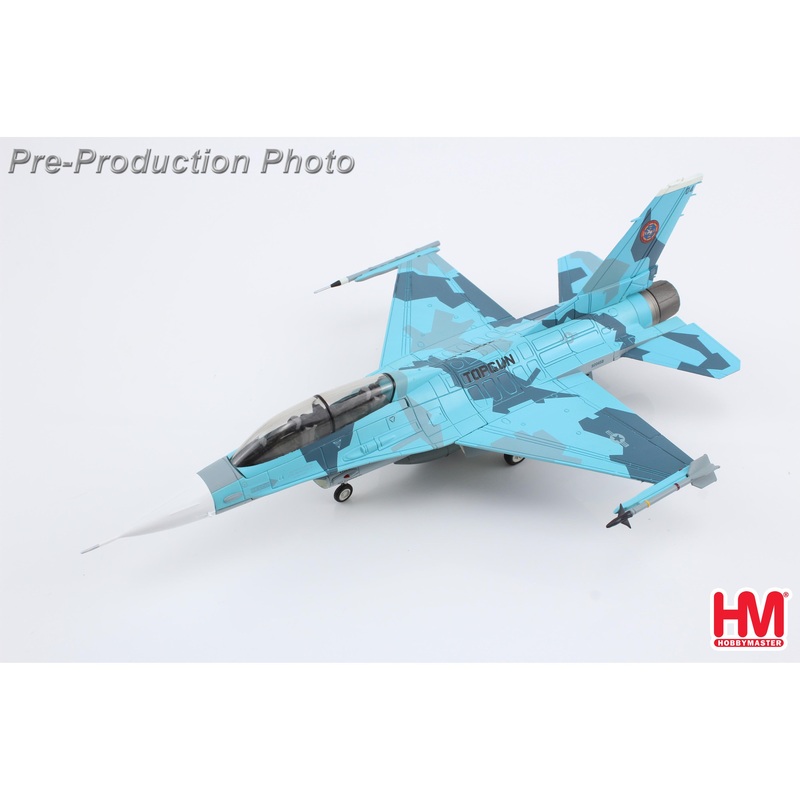 1/72 Lockheed F-16B “Top Gun” 920458 NSAWC 2009