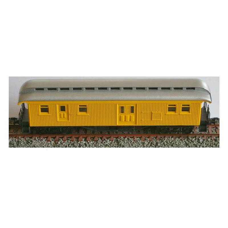 HO Wooden Clerestory Baggage Car Yellow
