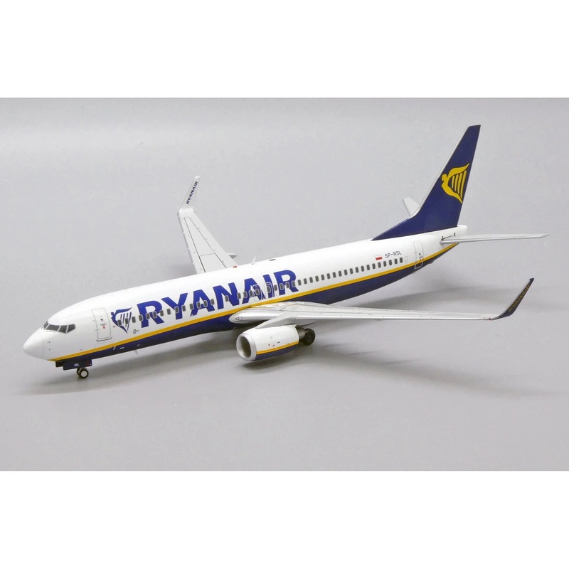 1/200 Ryanair Sun B737-800 SP-RSL