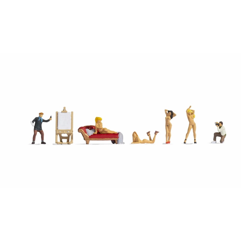 HO Artists and Nude Models (6 Figures, 1 Sofa with Cushion and Blanket, 1 Easel)