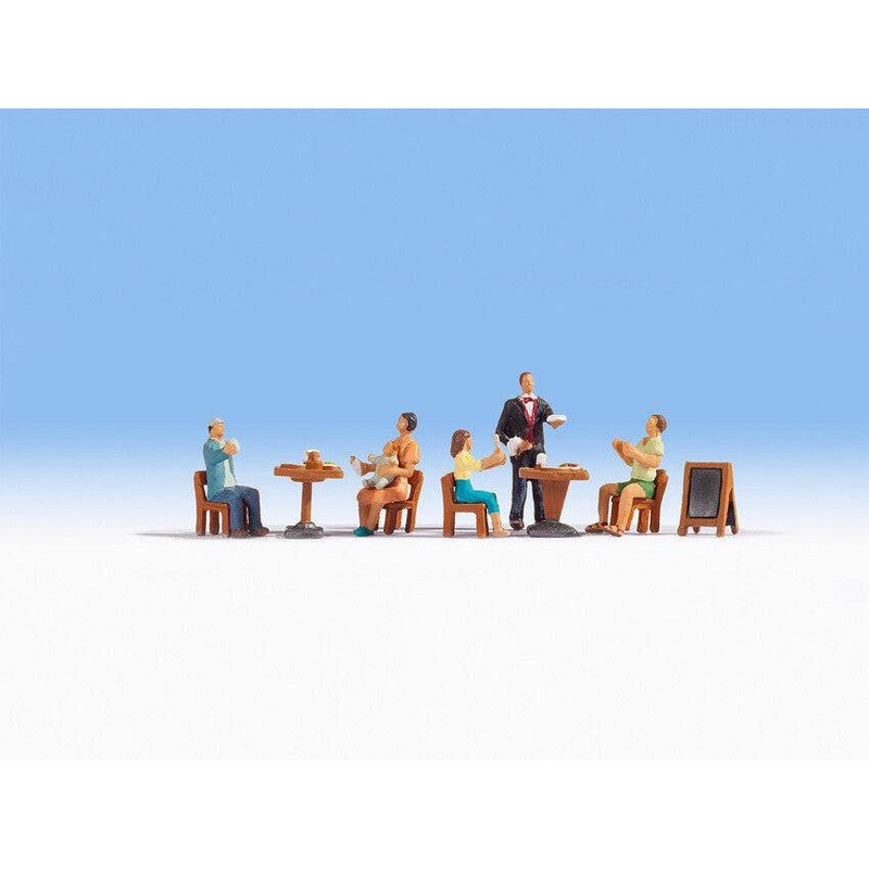 HO Restaurant (5 Guests, 1 Waiter, 2 Tables, 4 Chairs, 1 Display Board)