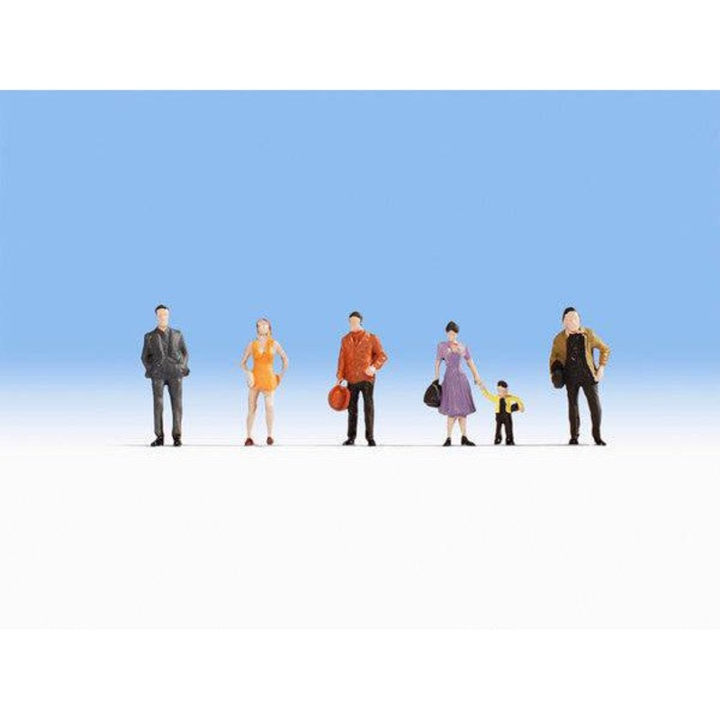 HO Standing Pedestrians (5 Adults, 1 Child)
