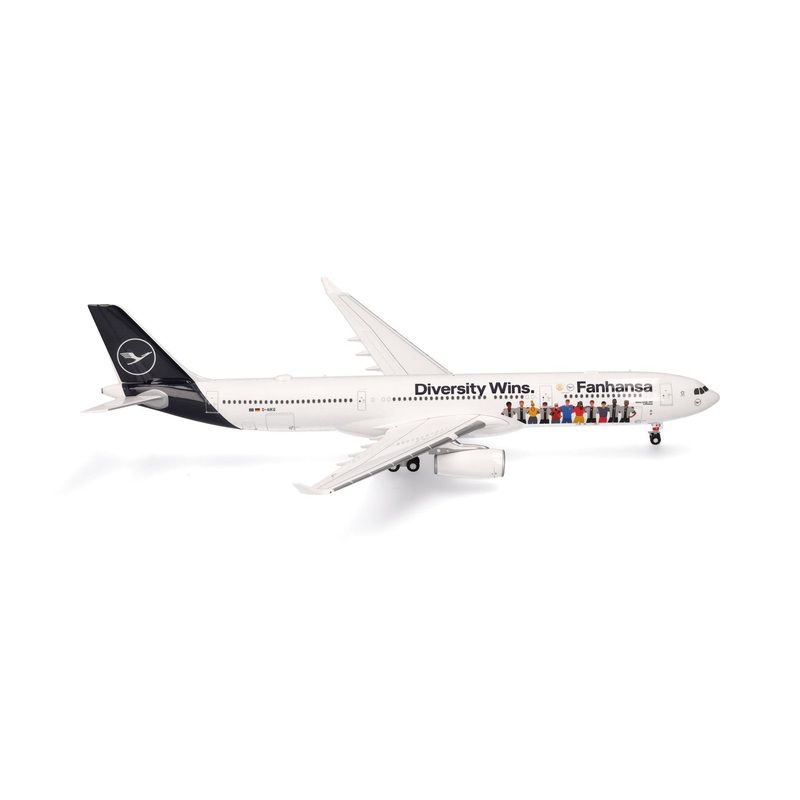 1/200 Lufthansa Airbus A330-300 ‘Fanhansa – Diversity Wins’