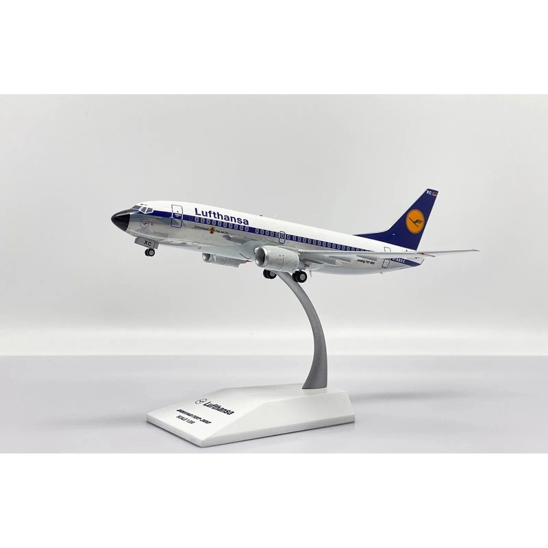 1/200 Lufthansa Boeing 737-300 “Polished” Reg: D-ABXC with Stand