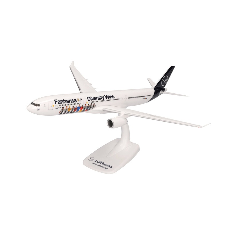 1/200 SNAP Lufthansa Airbus A330-300 ‘Fanhansa – Diversity Wins’